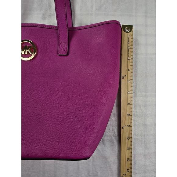 Michael Kors Leather Tote Bag Fuchsia Hot Pink Excellent Condition Barely Used - Picture 3 of 10